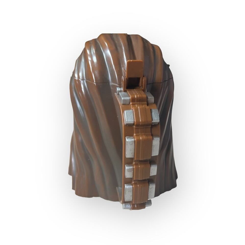 Disney Hollywood studios Star Wars Chewbacca lidded mug - Picture 3 of 9